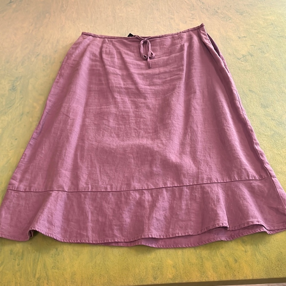 Size 6 Gap skirt Purple